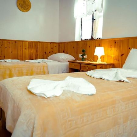 Hotel Domino Αργυρόκαστρο Εξωτερικό φωτογραφία