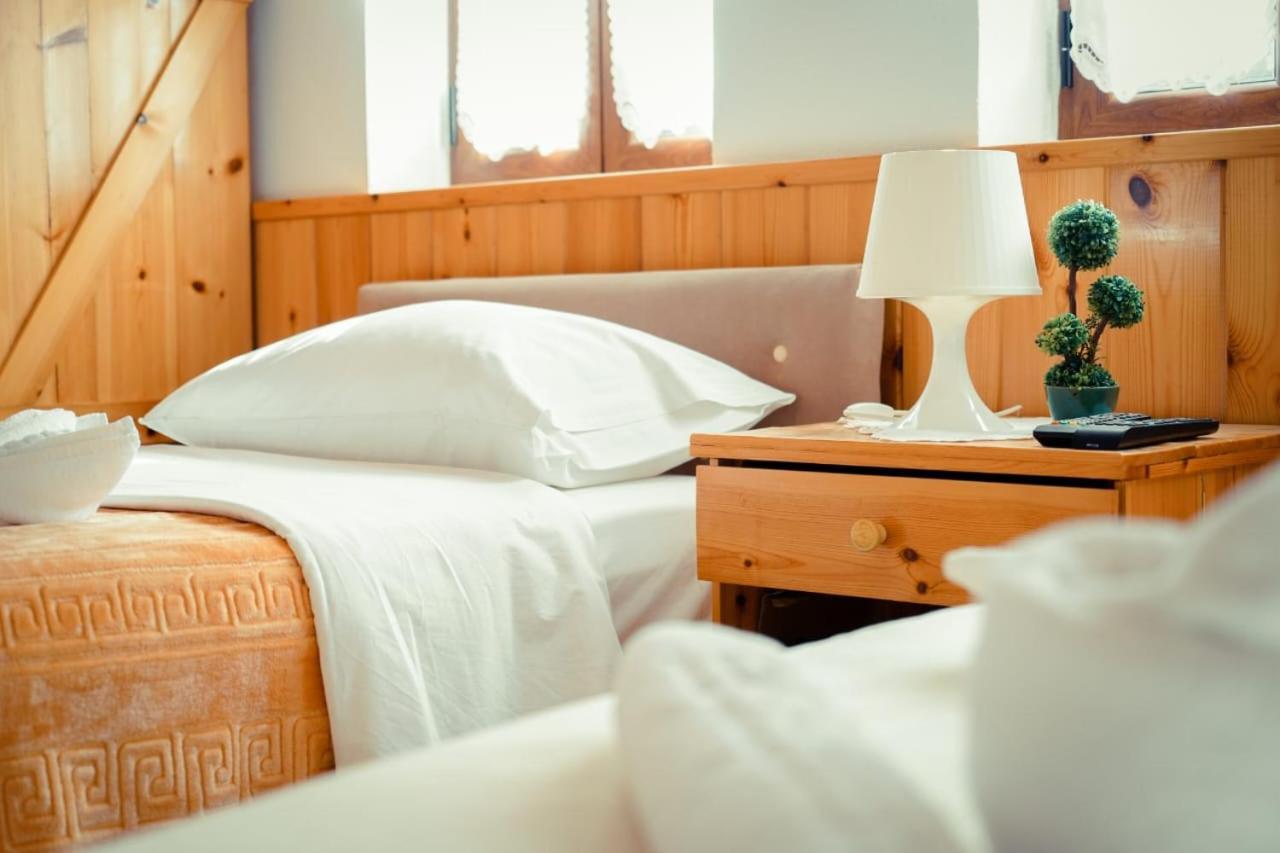 Hotel Domino Αργυρόκαστρο Εξωτερικό φωτογραφία
